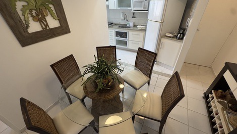 GOLDEN 2 COMPLETE APARTMENT SEASIDE CONDO AC TVs WI-FI SWIMMING POOL 2GAR