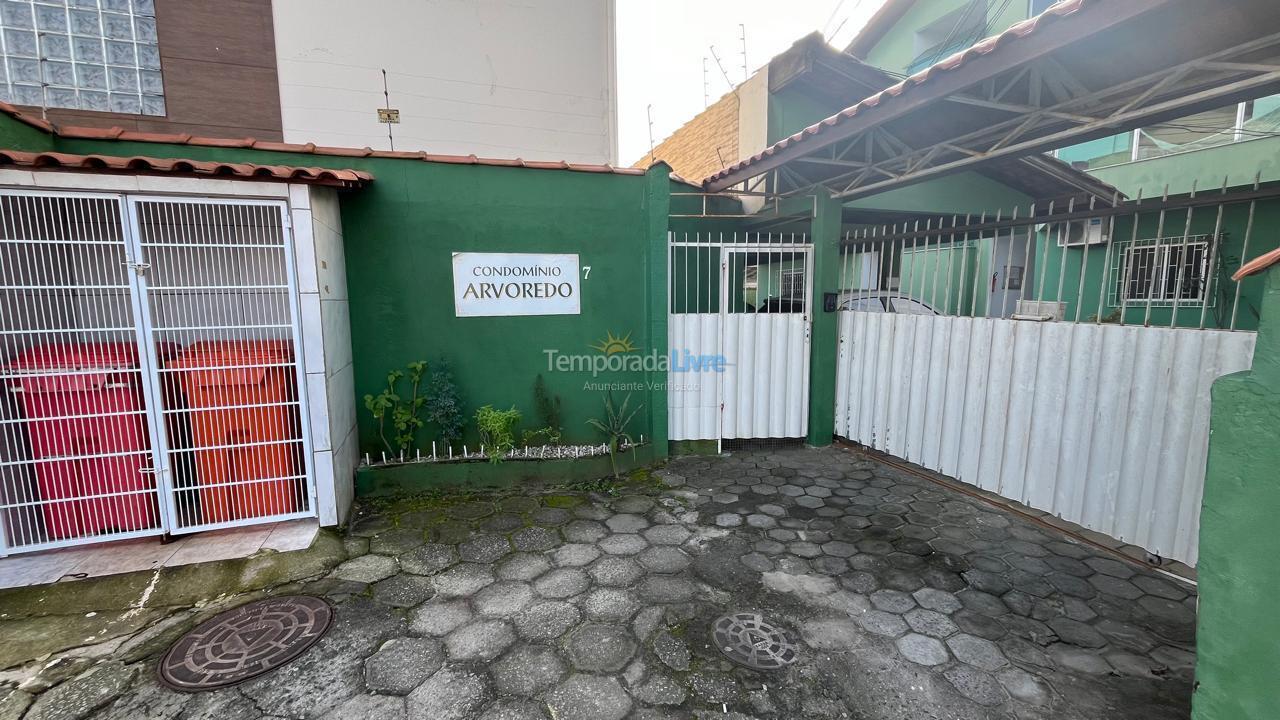 Apartamento para aluguel de temporada em Florianopolis (Praia dos Ingleses)