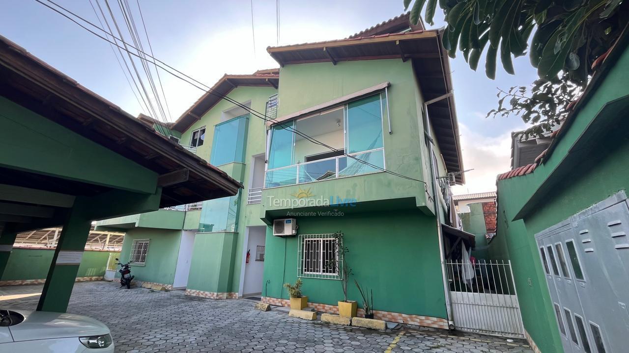 Apartamento para aluguel de temporada em Florianopolis (Praia dos Ingleses)