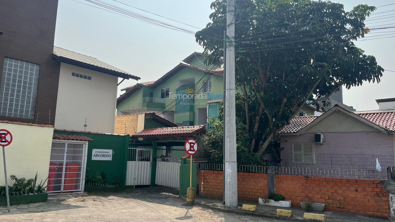 Apartamento para aluguel de temporada em Florianopolis (Praia dos Ingleses)