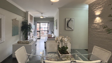 GOLDEN 1 COMPLETE APARTMENT SEASIDE CONDO AC TVs WI-FI POOL 2GAR