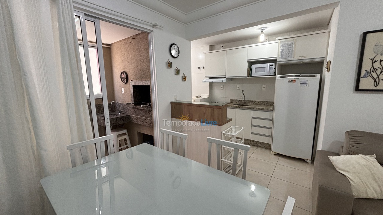 Apartamento para aluguel de temporada em Bombinhas (Praia de Bombas)