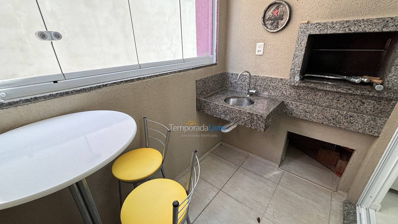 Apartamento para aluguel de temporada em Bombinhas (Praia de Bombas)