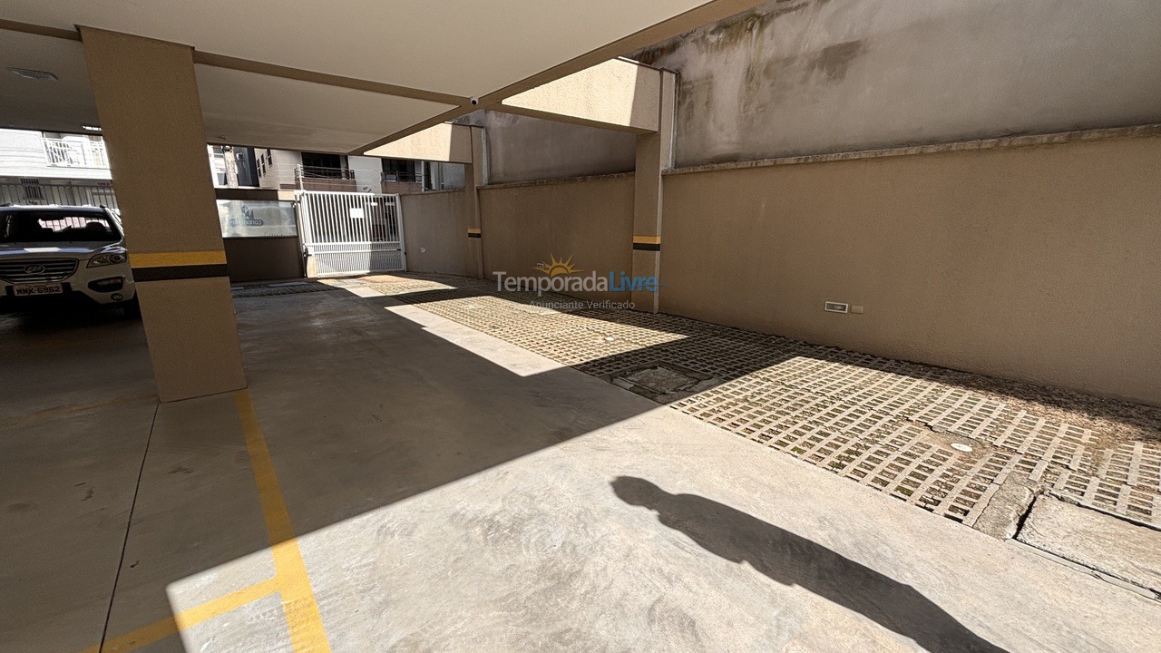 Apartamento para aluguel de temporada em Bombinhas (Praia de Bombas)