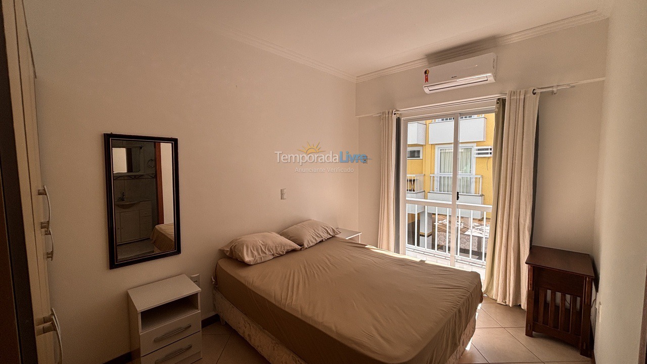 Apartamento para aluguel de temporada em Bombinhas (Praia de Bombas)