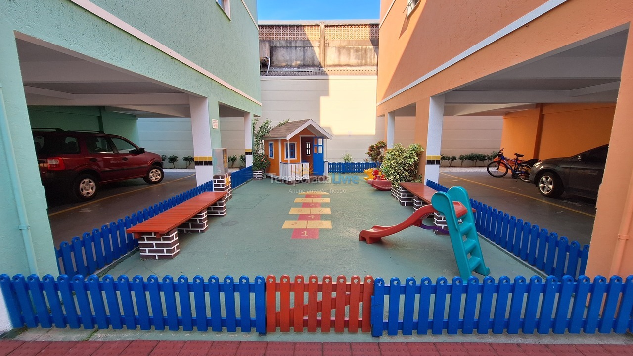 Apartamento para aluguel de temporada em Bombinhas (Praia de Bombas)