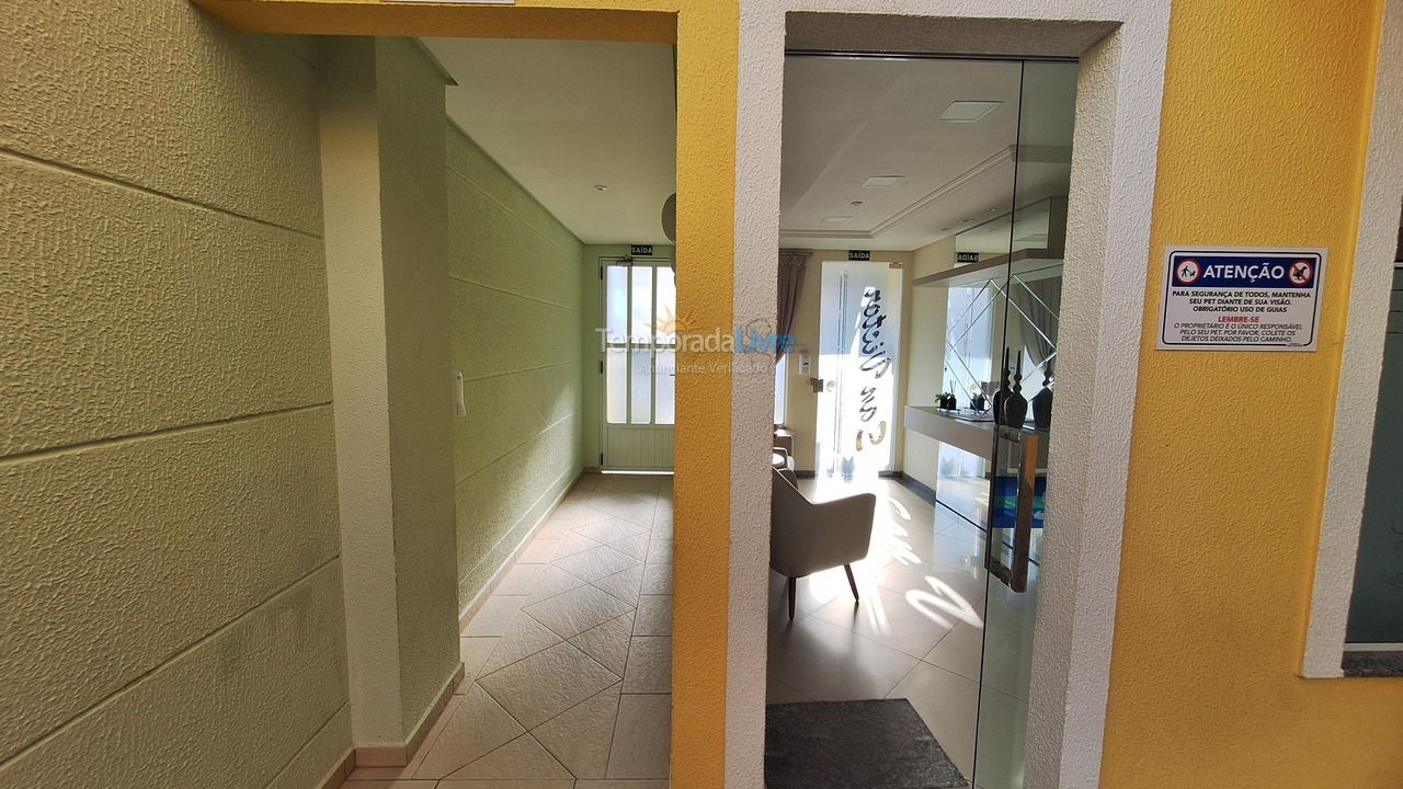 Apartamento para aluguel de temporada em Bombinhas (Praia de Bombas)