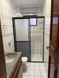 ESPETACULAR VISTA DO MAR EM MEIA PRAIA PARA 10 PESSOAS