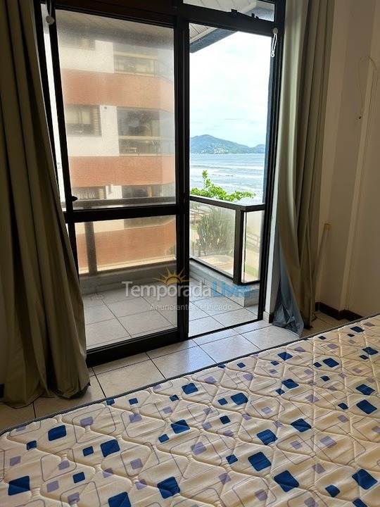 Apartamento para aluguel de temporada em Itapema (Meia Praia)