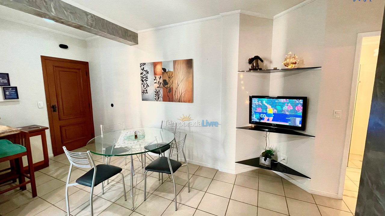 Apartamento para alquiler de vacaciones em Guarujá (Pitangueiras)