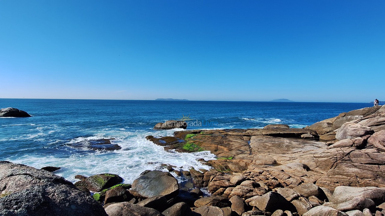 Apartment for vacation rental in Bombinhas (Praia de Bombinhas)