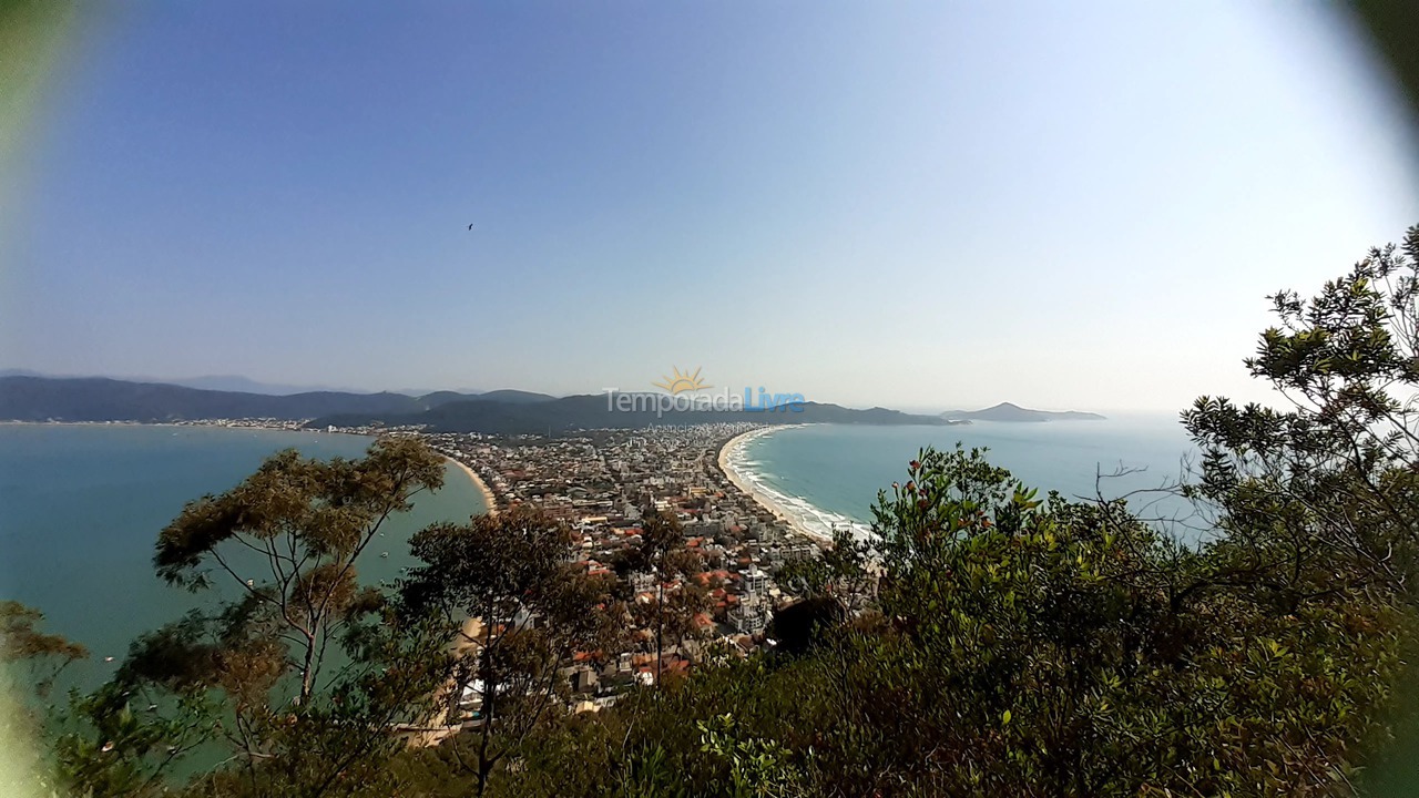 Apartment for vacation rental in Bombinhas (Praia de Bombinhas)