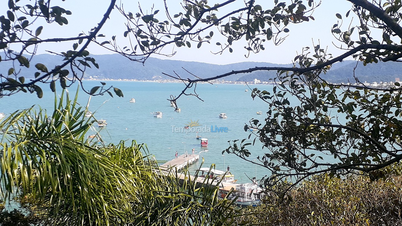 Apartment for vacation rental in Bombinhas (Praia de Bombinhas)