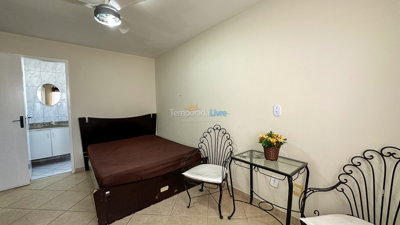 Apartamento para aluguel de temporada em Guarapari (Praia do Morro)