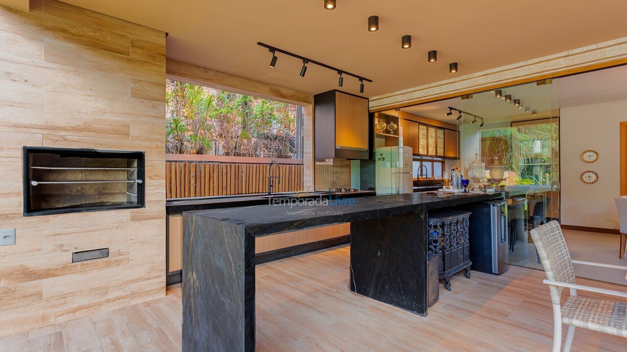 Casa para alquiler de vacaciones em Mata de São João (Praia do Forte)