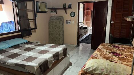 CASA EXCELENTE EM CONDOMÍNIO FECHADO EM CABO FRIO