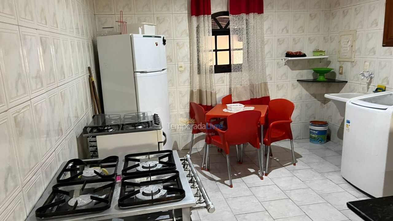 Casa para aluguel de temporada em Cabo Frio (Peró)