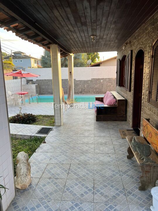 Casa para aluguel de temporada em Cabo Frio (Peró)