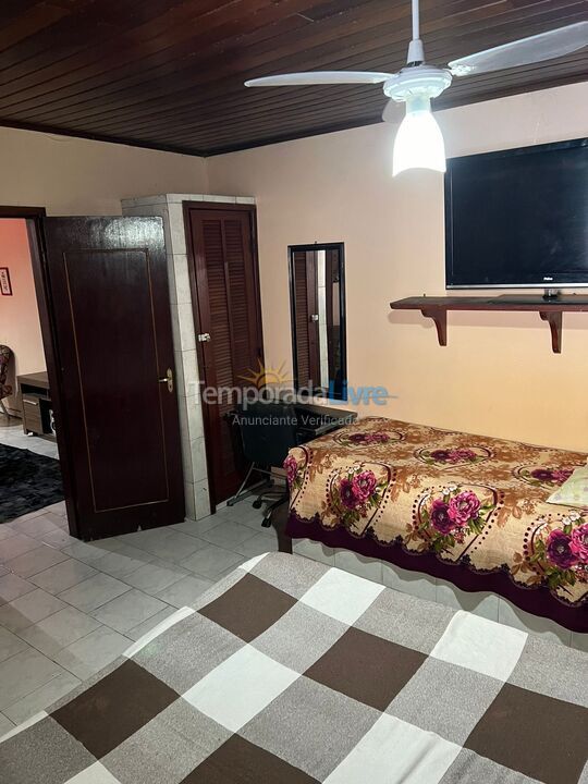 Casa para aluguel de temporada em Cabo Frio (Peró)