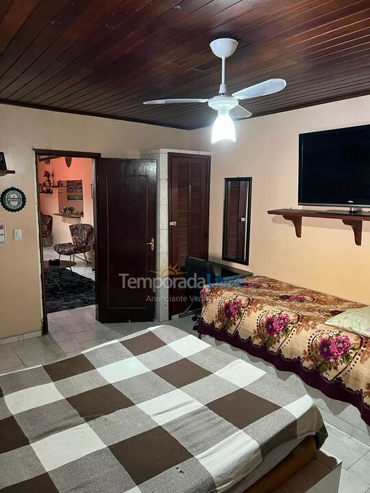 Casa para aluguel de temporada em Cabo Frio (Peró)