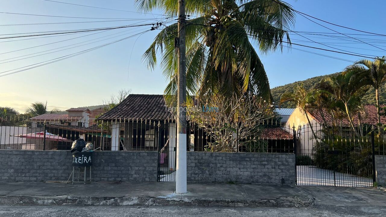 Casa para aluguel de temporada em Cabo Frio (Peró)