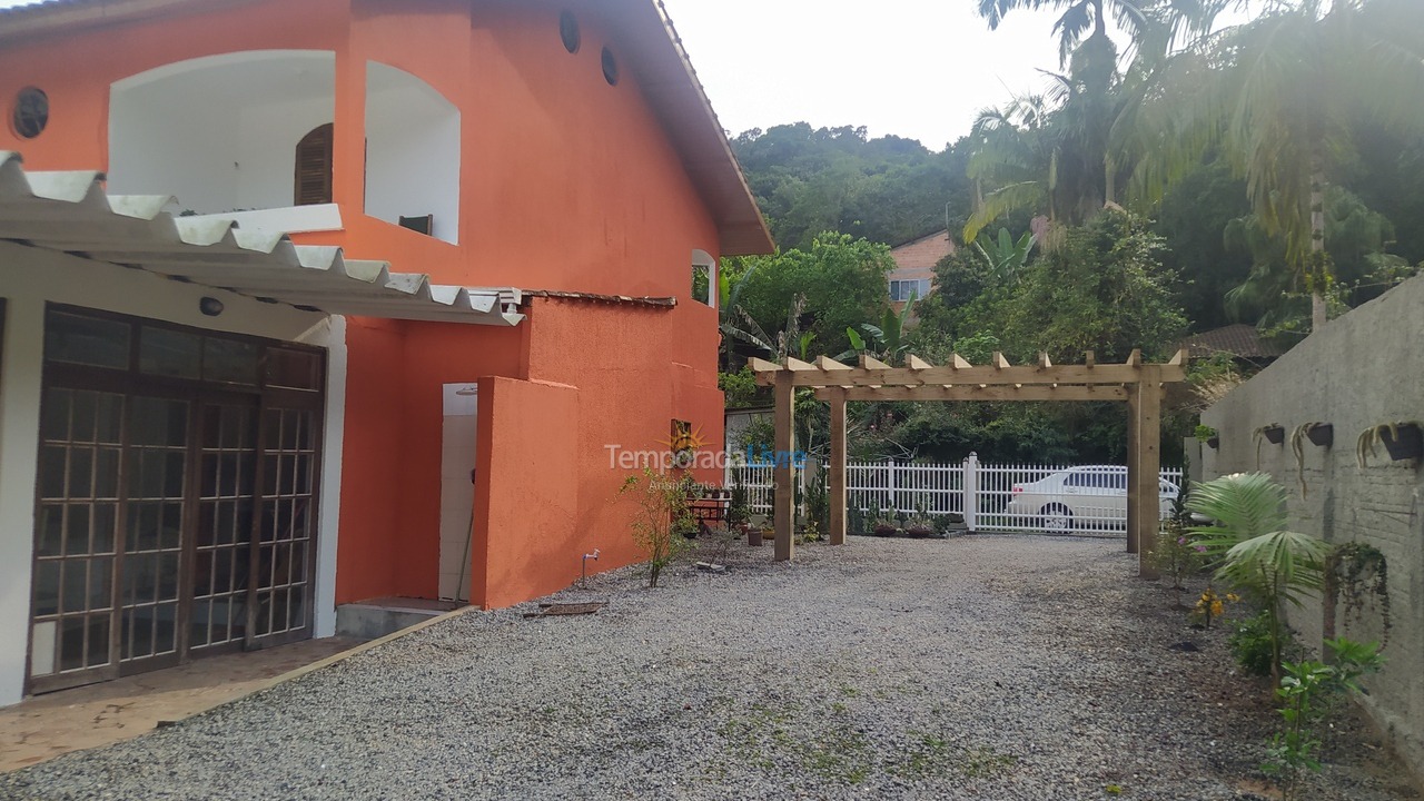 Casa para aluguel de temporada em Matinhos (Matinhos)