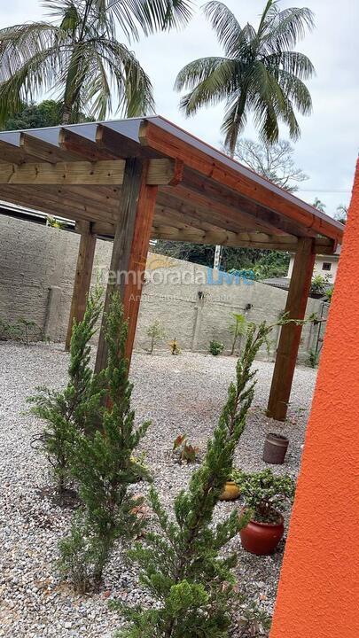 Casa para aluguel de temporada em Matinhos (Matinhos)