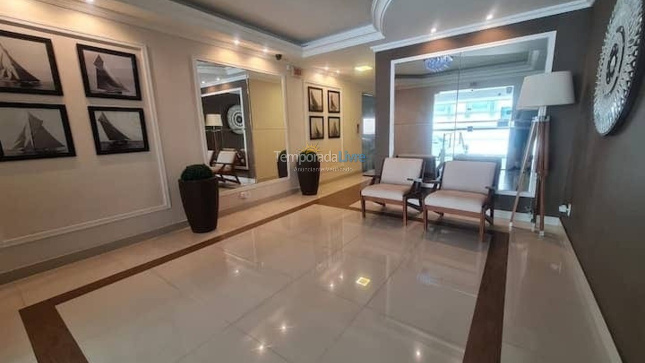 Apartamento para aluguel de temporada em Itapema (Meia Praia)