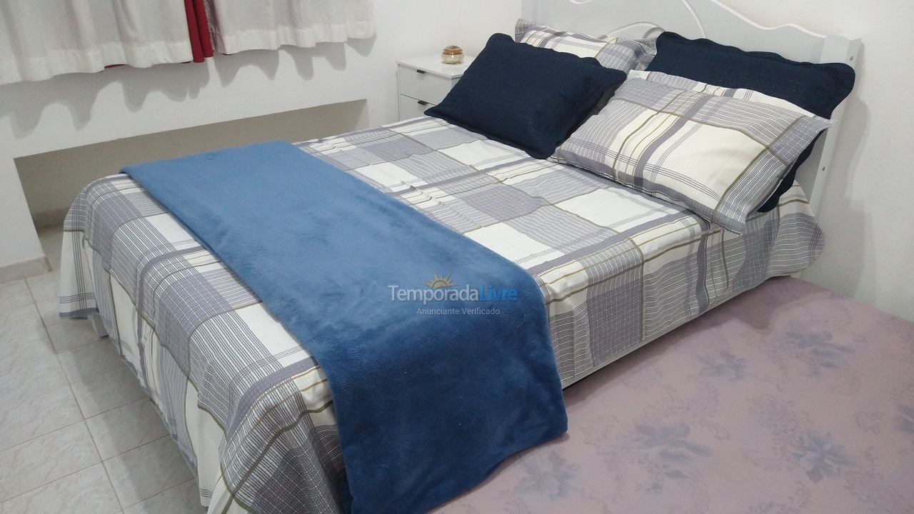 Apartamento para aluguel de temporada em Serra Negra (Centro)