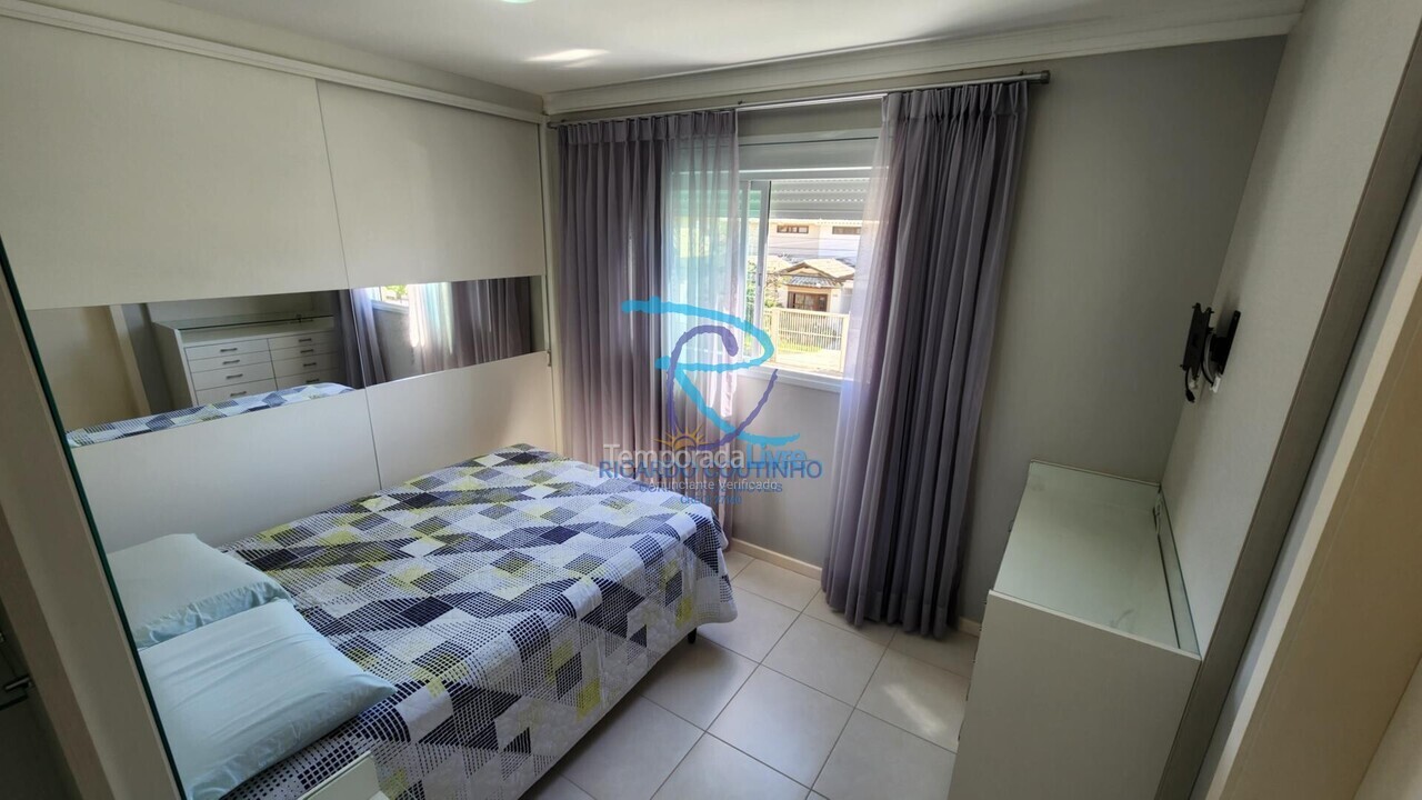 Apartamento para aluguel de temporada em Florianopolis (Praia dos Ingleses)