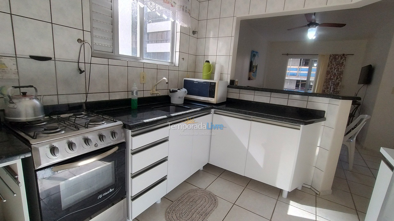 Apartamento para alquiler de vacaciones em Itapema (Meia Praia)