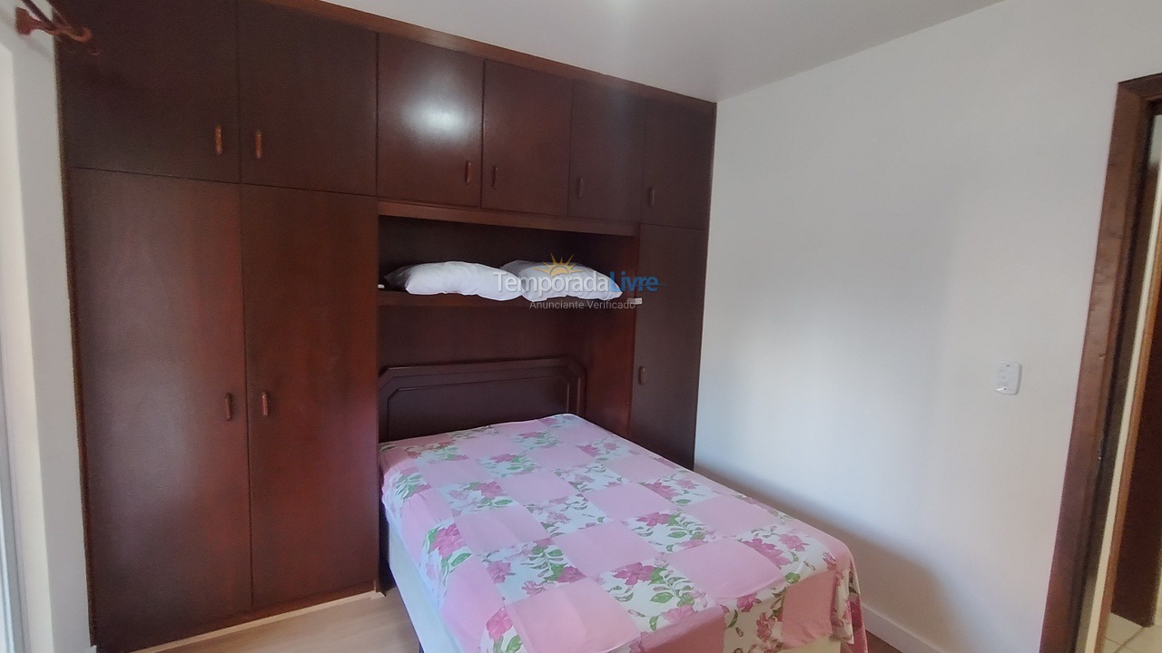 Apartamento para alquiler de vacaciones em Itapema (Meia Praia)