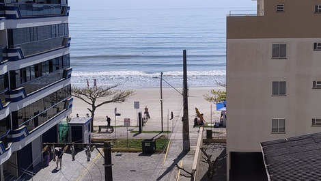 Apartamento para alugar em Itapema - Meia Praia