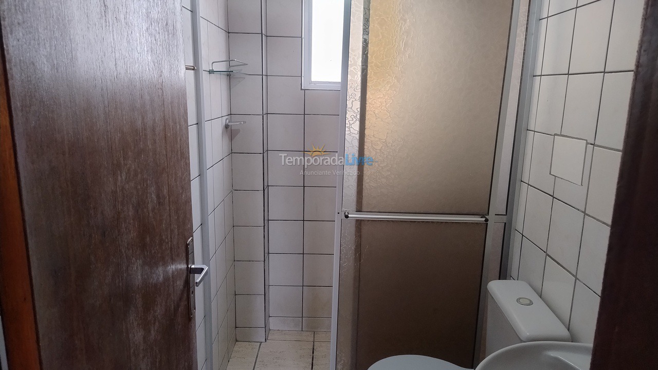 Apartamento para aluguel de temporada em Itapema (Meia Praia)