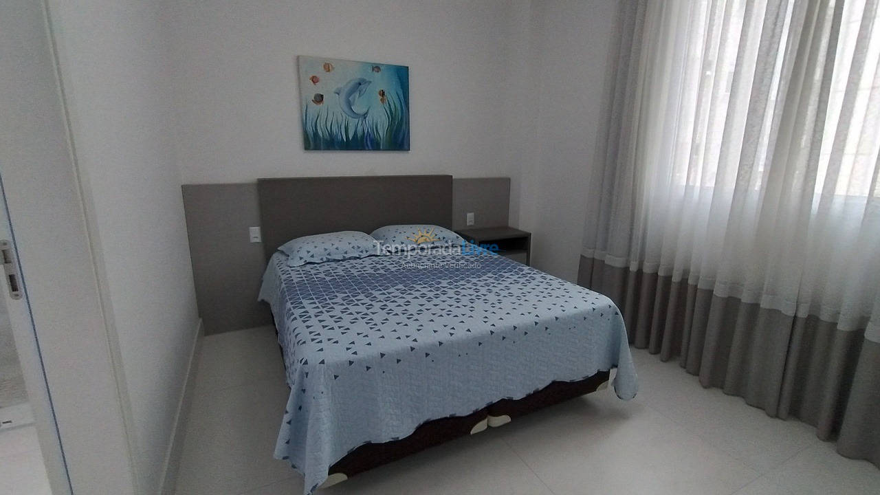 Apartamento para aluguel de temporada em Itapema (Meia Praia)