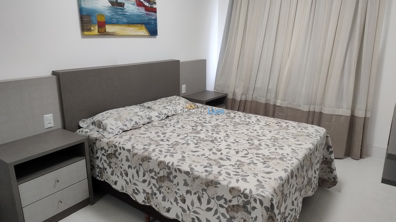 Apartamento para aluguel de temporada em Itapema (Meia Praia)