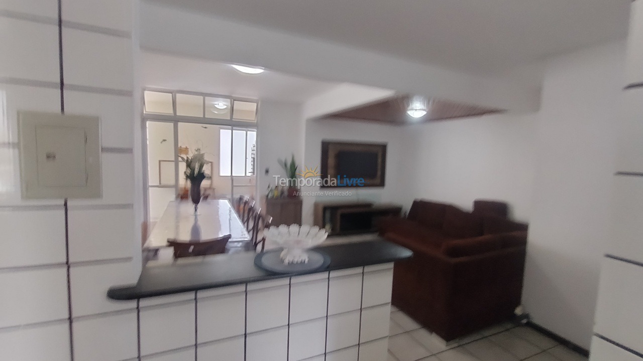 Apartment for vacation rental in Itapema (Meia Praia)