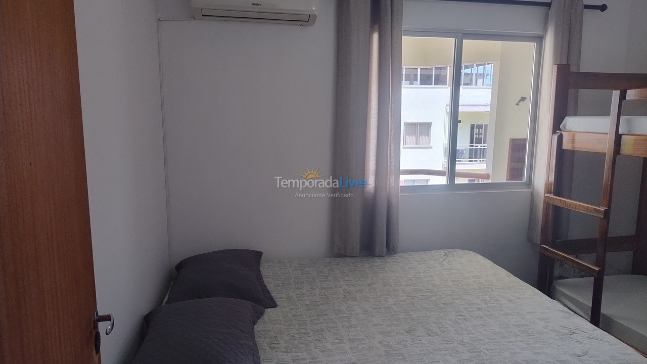 Apartment for vacation rental in Itapema (Meia Praia)