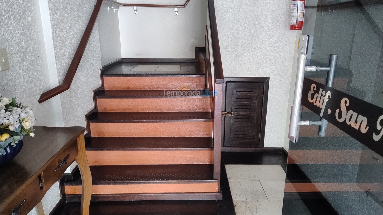 Apartment for vacation rental in Itapema (Meia Praia)