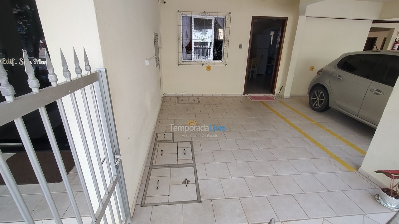 Apartment for vacation rental in Itapema (Meia Praia)