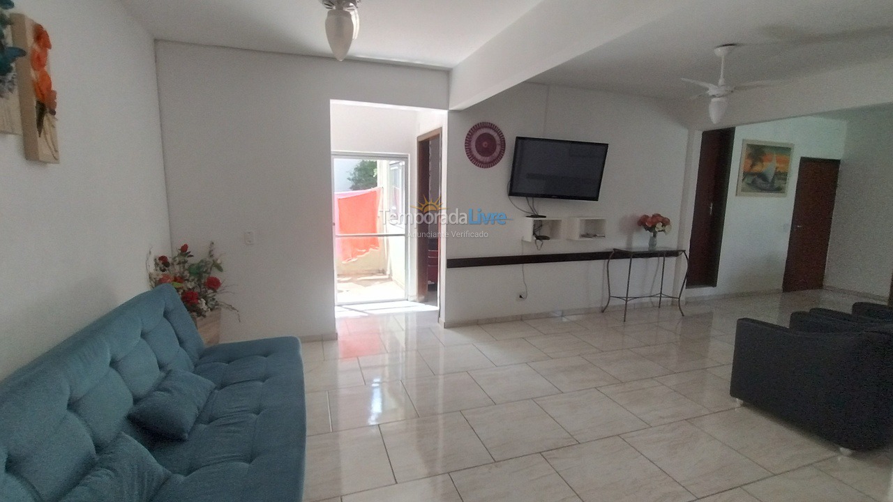 Apartamento para aluguel de temporada em Itapema (Meia Praia)