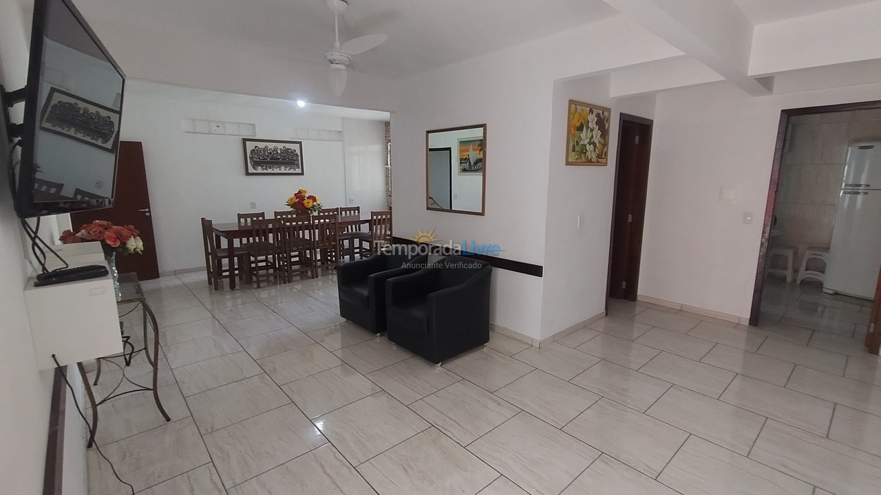 Apartamento para aluguel de temporada em Itapema (Meia Praia)