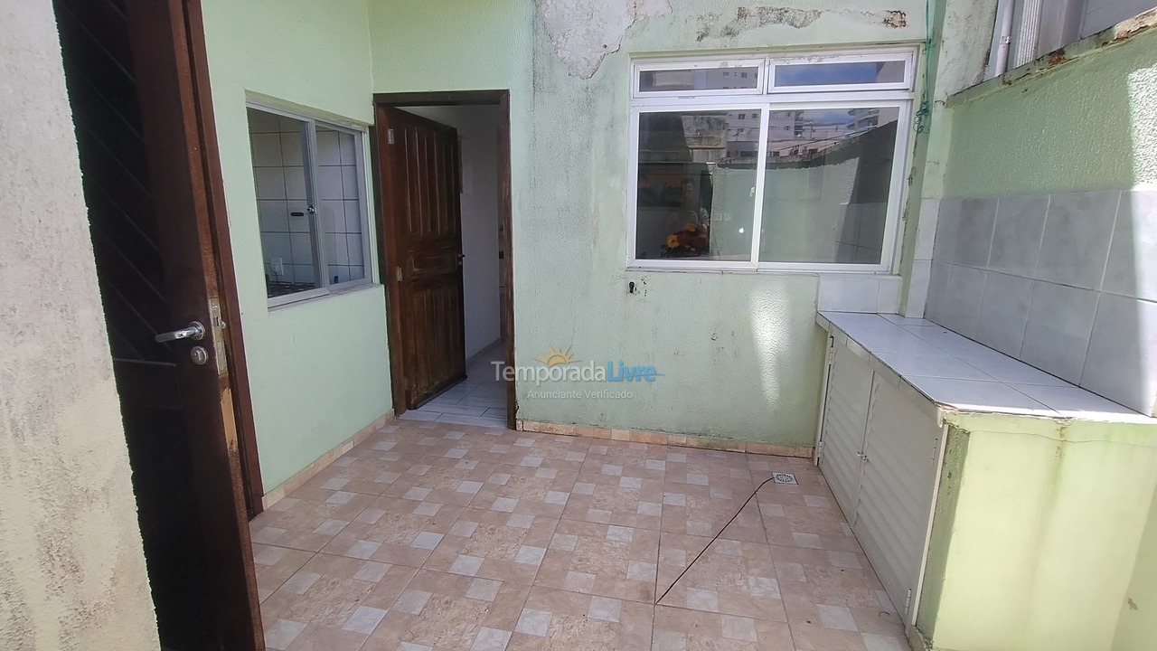 Apartamento para aluguel de temporada em Itapema (Meia Praia)