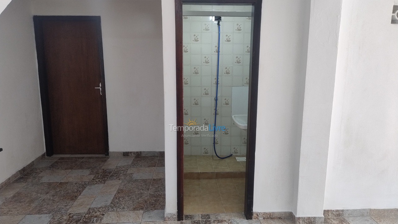 Apartamento para aluguel de temporada em Itapema (Meia Praia)