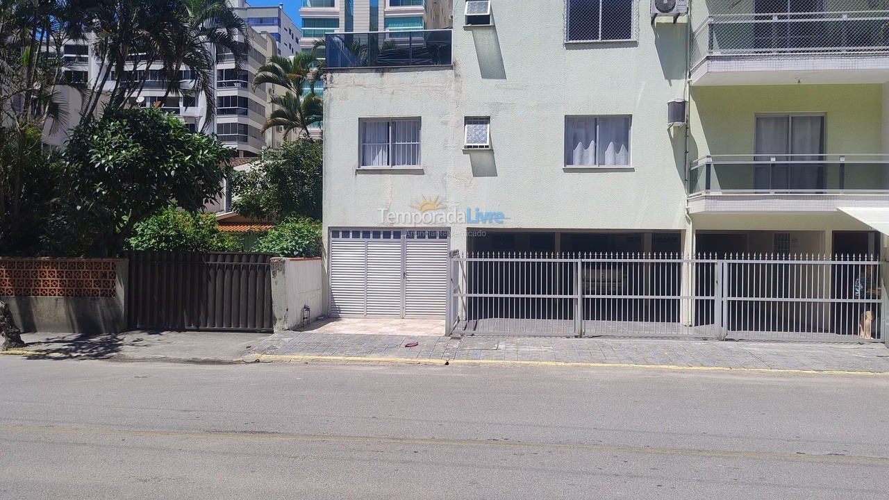 Apartamento para aluguel de temporada em Itapema (Meia Praia)