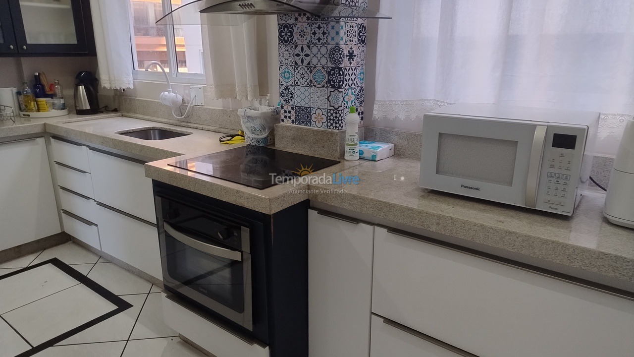 Apartment for vacation rental in Itapema (Meia Praia)