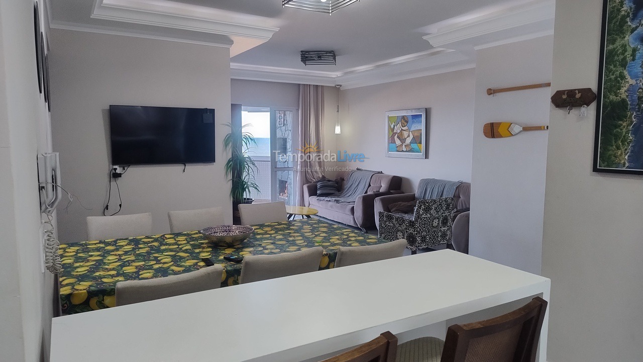 Apartment for vacation rental in Itapema (Meia Praia)