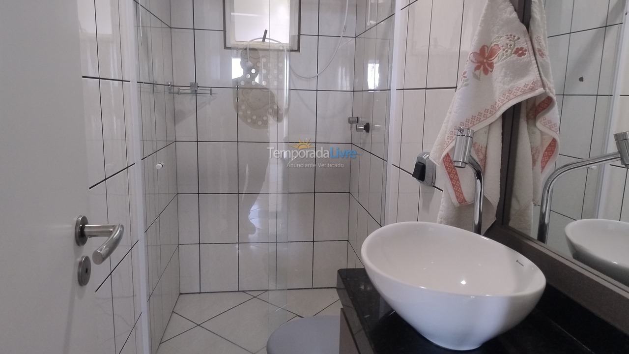 Apartment for vacation rental in Itapema (Meia Praia)