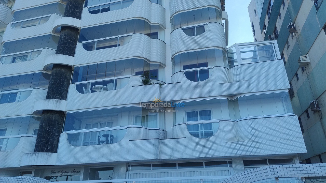 Apartment for vacation rental in Itapema (Meia Praia)