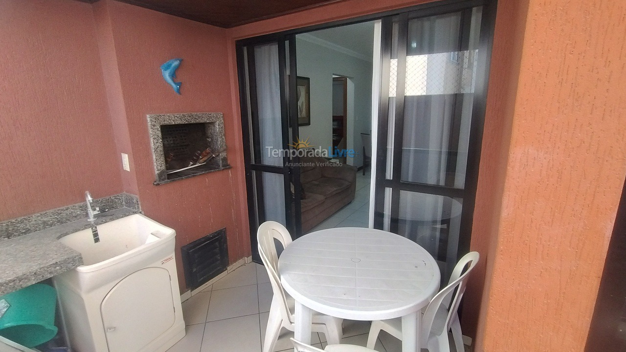 Apartment for vacation rental in Itapema (Meia Praia)